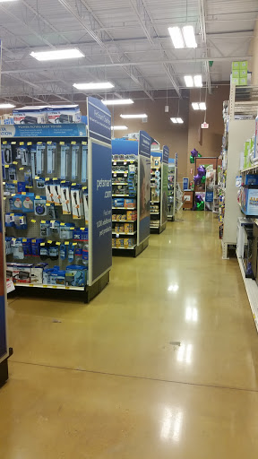 Pet Supply Store «PetSmart», reviews and photos, 131 Town Center Rd, King of Prussia, PA 19406, USA