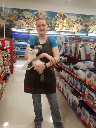 Pet Supply Store «Petco Animal Supplies», reviews and photos, 1231 Crossing Meadows Dr, Onalaska, WI 54650, USA