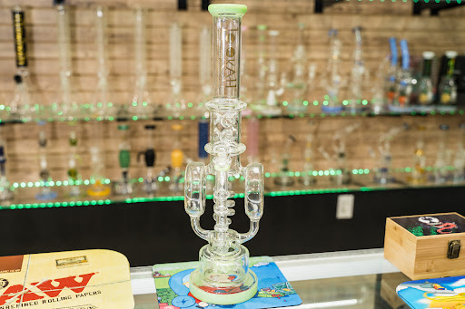 Tobacco Shop «Bear Smoke Smokeshop», reviews and photos, 4295 Browns Bridge Rd B, Cumming, GA 30041, USA