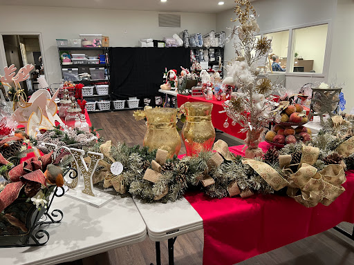 Thrift Store «Assistance League of the Foothill Communities Thrift Shop», reviews and photos, 8555 Archibald Ave, Rancho Cucamonga, CA 91730, USA