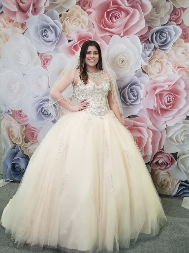 Bridal Shop «Sue Ames Bridal Outlet», reviews and photos, 202 N 10th St, Allentown, PA 18102, USA