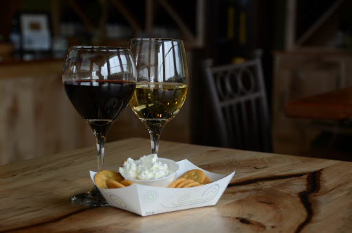 Winery «Cogdal Vineyards», reviews and photos, 7143 107th Ave, South Haven, MI 49090, USA