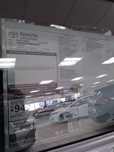 Toyota Dealer «Toyota of Watertown», reviews and photos, 149 Arsenal St, Watertown, MA 02472, USA