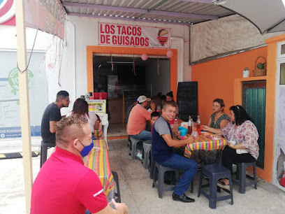 Los Tacos de Guisados by ConfitArte