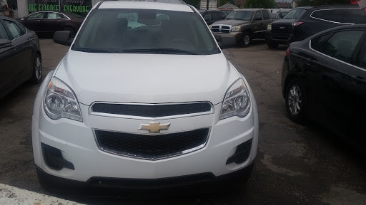 Used Car Dealer «Lakeside Auto Sales Inc», reviews and photos, 44903 N Gratiot Ave, Charter Twp of Clinton, MI 48036, USA