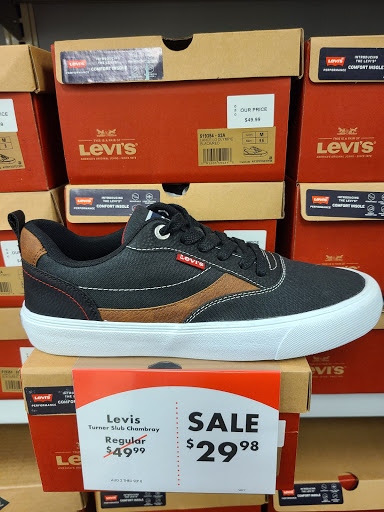 Shoe Store «Shoe Carnival», reviews and photos, 5005 Salem Ave, Dayton, OH 45426, USA