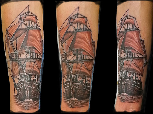 Eddies tattoo studio since 1989