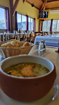 Plats et boissons du Restaurant français Restaurant l'Etape Creusoise (Relais routier) à Saint-Vaury - n°10