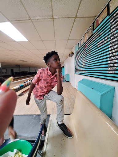 Bowling Alley «Danbury Duck Pin Lanes», reviews and photos, 7 E Hayestown Rd, Danbury, CT 06811, USA