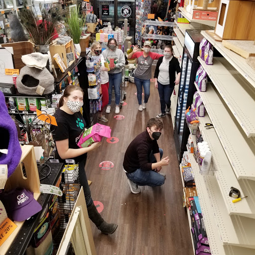 Pet Store «Firehouse Pet Shop & Grooming», reviews and photos, 17 S Wenatchee Ave, Wenatchee, WA 98801, USA