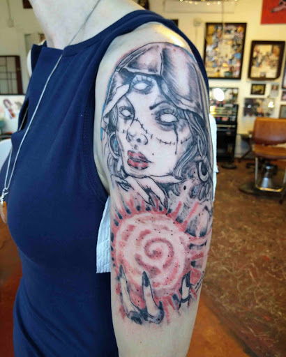 Explore blue crab tattoo ideas, creative tattoo ideas in New Orleans, available at Catahoula Tattoo 