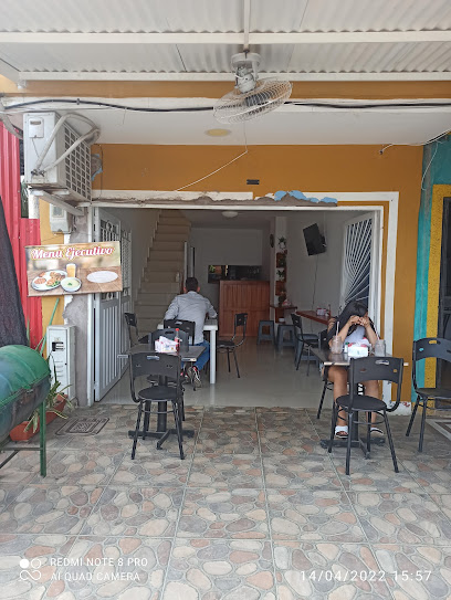 Restaurante La Sazón de la Mona - Cl. 23 #20-14, Doradal, Puerto Triunfo, Antioquia, Colombia