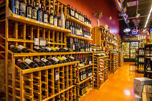 Liquor Store «Esplanade Wine & Spirits», reviews and photos, 2948 W Euclid Ave, Arlington Heights, IL 60005, USA