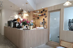 青燕焙煎所 AOIWA Coffee - 賣牛肉麵的咖啡館 image