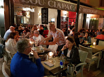 Atmosphère du Restaurant de spécialités provençales Lou Ciapacan à Antibes - n°7