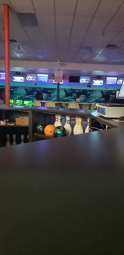 Bowling Alley «Thunder Alley Family Center», reviews and photos, 533 TN-46, Dickson, TN 37055, USA