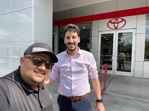 Toyota Dealer «Molle Toyota», reviews and photos, 601 W 103rd St, Kansas City, MO 64114, USA