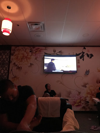 Day Spa «Harmony Massage & Spa», reviews and photos, 3360 Chamblee Tucker Rd, Atlanta, GA 30341, USA