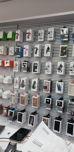 Cell Phone Store «Verizon Authorized Retailer - A Wireless», reviews and photos, 1255 Raritan Rd #210, Clark, NJ 07066, USA