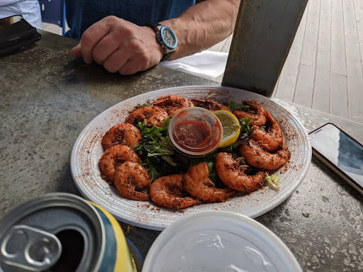 Bar & Grill «The Gnarly Gar», reviews and photos, 18200 Lakepoint Cove, Point Venture, TX 78645, USA