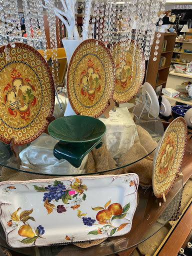 Thrift Store «HAAM Resale Store», reviews and photos, 1204 1st St E, Humble, TX 77338, USA