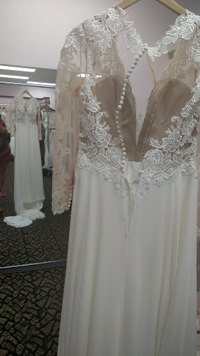 Bridal Shop «Diamond Bride & Tux», reviews and photos, 10760 Hwy 55, Plymouth, MN 55441, USA