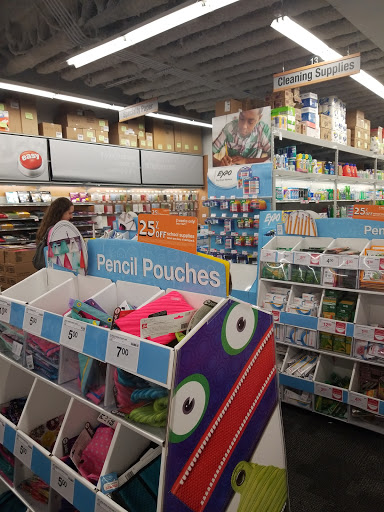 Office Supply Store «Staples», reviews and photos, 2285 Kingsley Ave a, Orange Park, FL 32073, USA