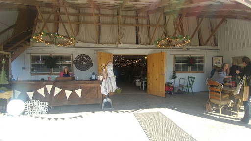 Flea Market «The Hayloft at Port Royal», reviews and photos, 551 Port Royal Rd, Clarksville, TN 37040, USA