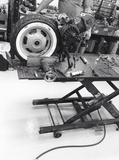 Motorcycle Repair Shop «Fache Motorcycles & Scooters sales-repairs shop», reviews and photos, 2051 NW 27th Ave, Miami, FL 33142, USA