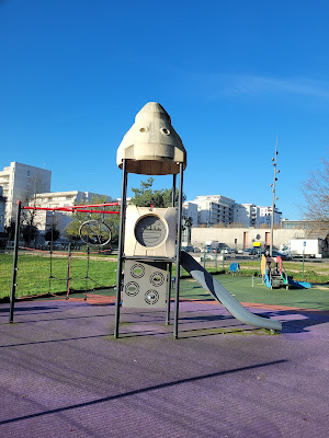 Aire de jeux à Cergy