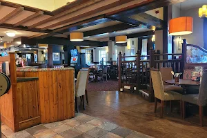 The Red Robin - Pub & Carvery image