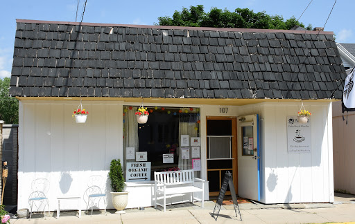 Coffee Shop «Bragi Coffee House & Wine Bar», reviews and photos, 80 N Walworth Ave, Williams Bay, WI 53191, USA