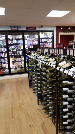 Liquor Store «Lake Wine and Spirits», reviews and photos, 180 Main St S, Southbury, CT 06488, USA