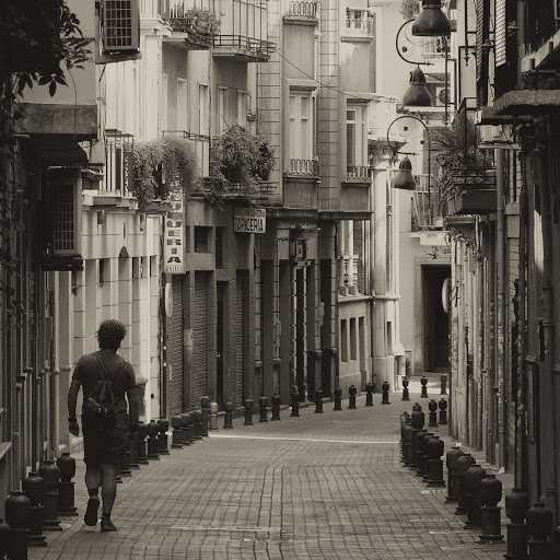 La Casa de Víctor (Granada Homestay)