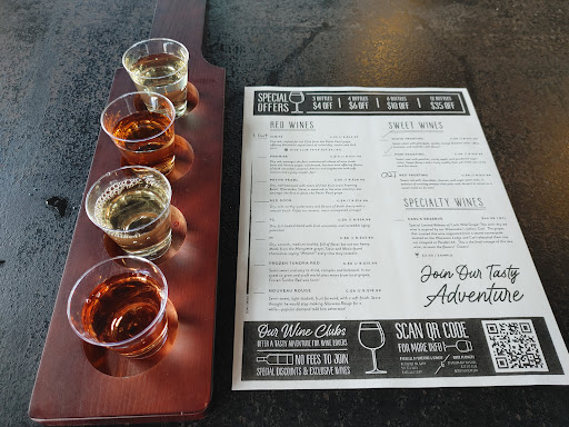 Winery «Door 44 Winery», reviews and photos, 4020 State Hwy 42 Bus #2, Sturgeon Bay, WI 54235, USA