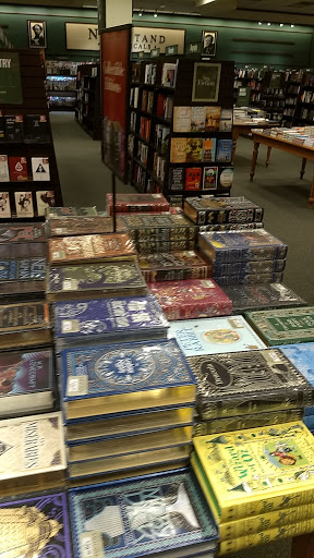 Book Store «Barnes & Noble», reviews and photos, 11090 E Foothill Blvd, Rancho Cucamonga, CA 91730, USA