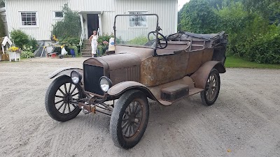 Photos of Str&aelig;det Automobilverksted