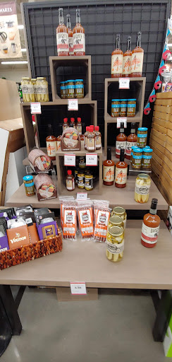 Grocery Store «Hy-Vee», reviews and photos, 1500 Central Park Commons Dr, Eagan, MN 55121, USA