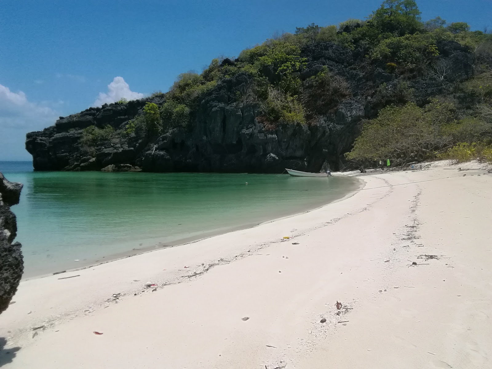 Foto von Ko Lela Beach mit etwas sauber Sauberkeitsgrad