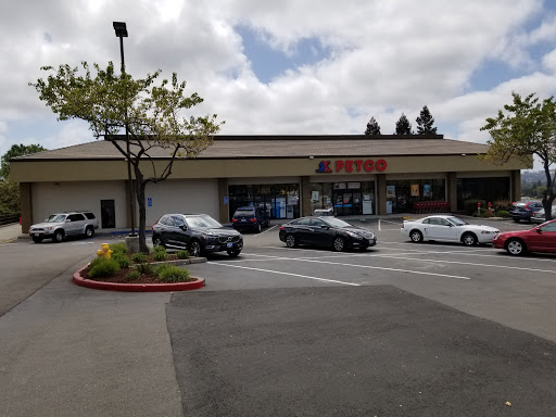 Petco, 3735 E Castro Valley Blvd, Castro Valley, CA 94552, USA, 