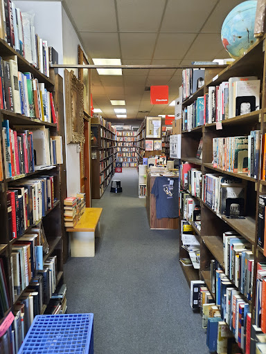 Book Store «John K. King Books North», reviews and photos, 22524 Woodward Ave, Ferndale, MI 48220, USA
