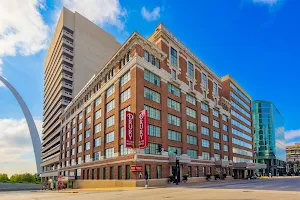 Drury Plaza Hotel St. Louis At The Arch image