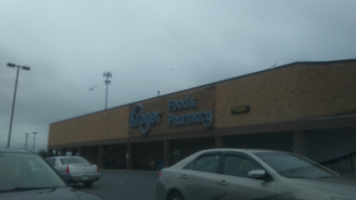 Grocery Store «Kroger», reviews and photos, 1664 E Stone Dr, Kingsport, TN 37660, USA