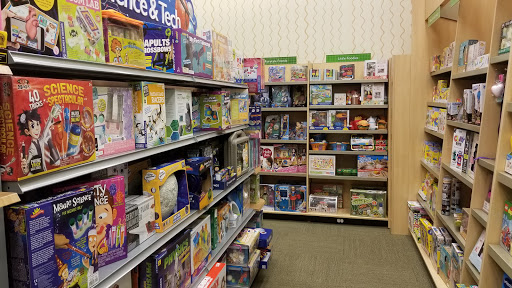 Book Store «Barnes & Noble», reviews and photos, 3055 S Glenstone Ave, Springfield, MO 65804, USA