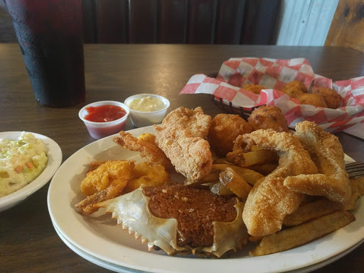 Bells Catfish and Soul Food Find American restaurant in El Paso Near Location