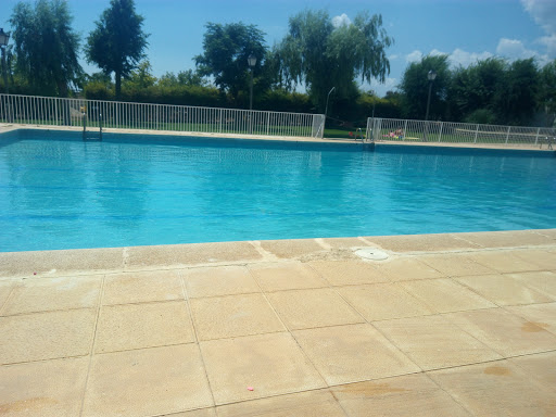 Piscina Pública Municipal de Pozohondo. en Pozohondo, Albacete