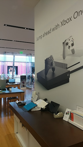 Computer Store «Microsoft Store», reviews and photos, 7007 Friars Rd #860, San Diego, CA 92108, USA