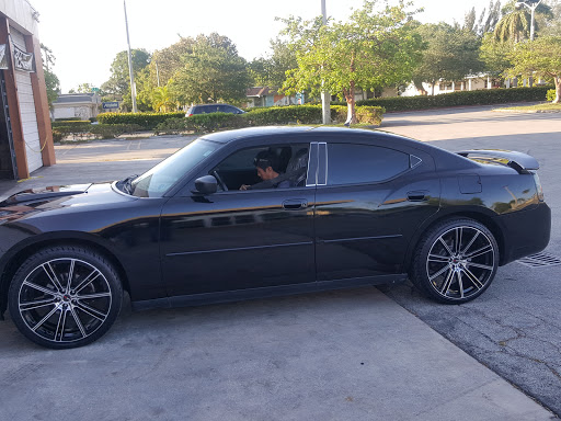 Tire Shop «Firestone Complete Auto Care», reviews and photos, 110 NE 8th St, Homestead, FL 33030, USA