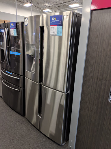 Electronics Store «Best Buy», reviews and photos, 23000 Eureka Rd, Taylor, MI 48180, USA