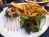 Hamburger du Restaurant français La Maison Meldoise à Meaux - n°2